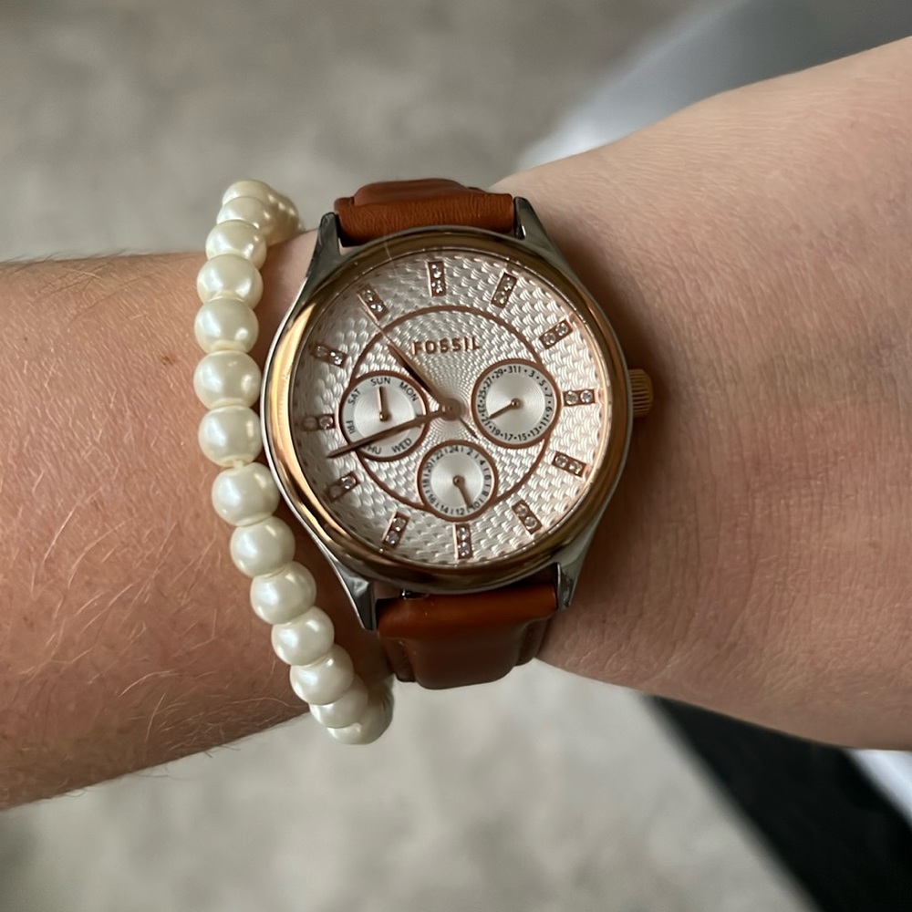 FOSSIL brown leather band watch